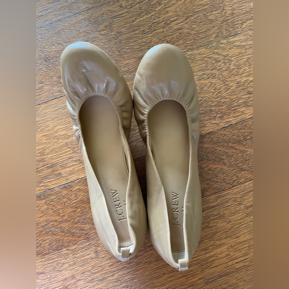 J. Crew Tan Leather Flats Size 7.5, Like New